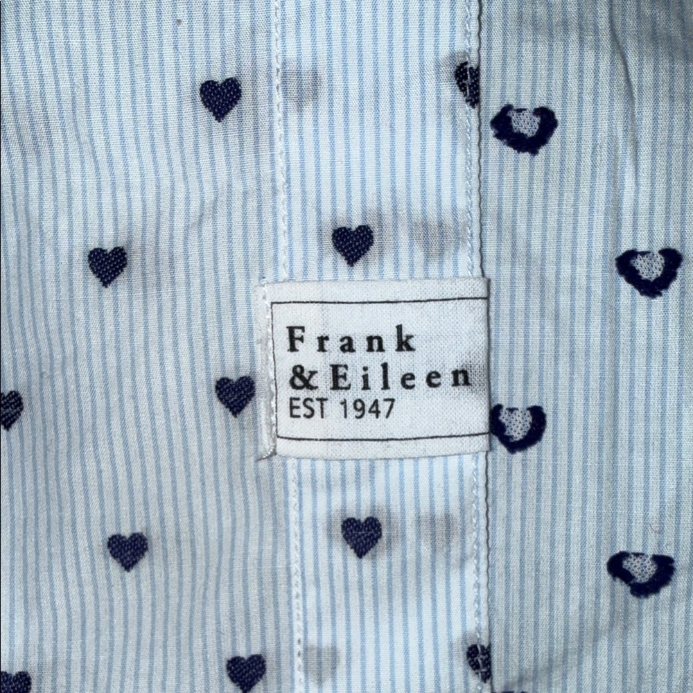 EUC Frank & Eileen - Women Button Down Shirt in Blue Stripe w/ Navy Hearts - Picture 8 of 13